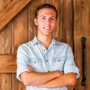 Meet your Posher, Evan